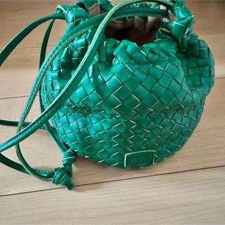 スピックアンドスパン(Spick & Span)のchiiiibag 巾着バッグ　グリーン(ショルダーバッグ)