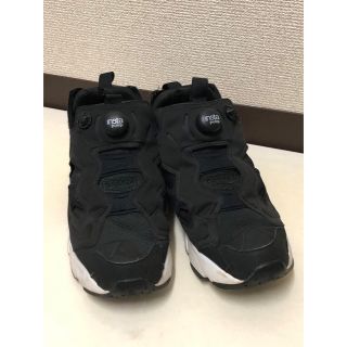 リーボック(Reebok)のリーボック　ポンプヒューリー　黒　24.5cm (スニーカー)