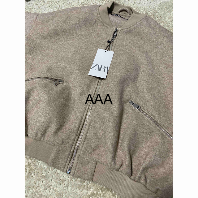 ZARA(ザラ)のZARA プラッシュボンバージャケット　XS レディースのジャケット/アウター(ブルゾン)の商品写真