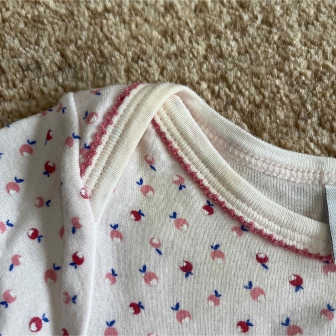 PETIT BATEAU(プチバトー)の☆値下げします☆プチバトー　ベビー　ロンパース　下着　12m/74cm キッズ/ベビー/マタニティのベビー服(~85cm)(ロンパース)の商品写真