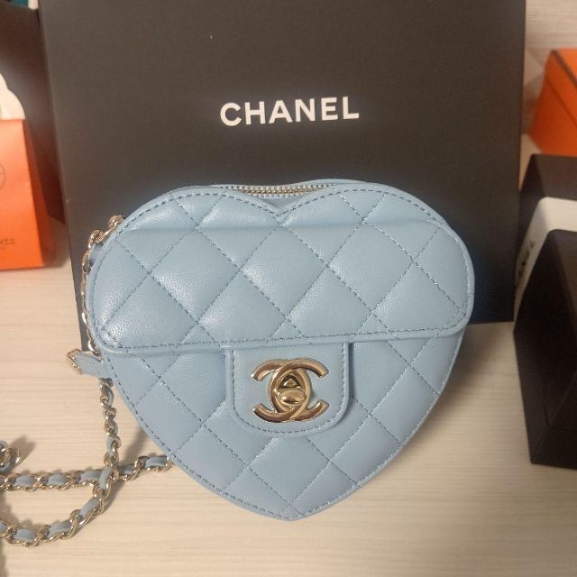 【超特価sale開催!】 CHANEL CHANEL♥ハートチェーンクラッチバッグ♥ - ショルダーバッグ 【超特価sale開催!】 CHANEL CHANEL♥ハートチェーンクラッチバッグ♥ - ショルダーバッグ