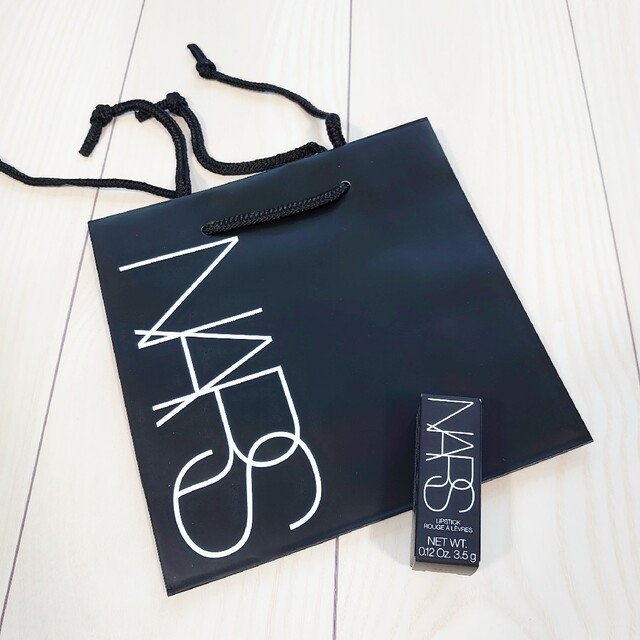 NARS(ナーズ)の【新品未使用】NARS リップスティック 2941 コスメ/美容のスキンケア/基礎化粧品(リップケア/リップクリーム)の商品写真