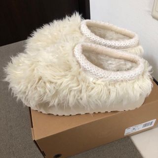 アグ(UGG)の完売希少カラーUGG Fluff Momma Sugar Tasman タスマン(スリッポン/モカシン)