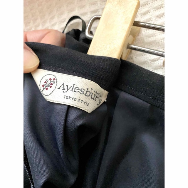 Aylesbury(アリスバーリー)のアリスバーリー スーツ セットアップ ジャケット スカート ウール 黒 レディースのフォーマル/ドレス(スーツ)の商品写真