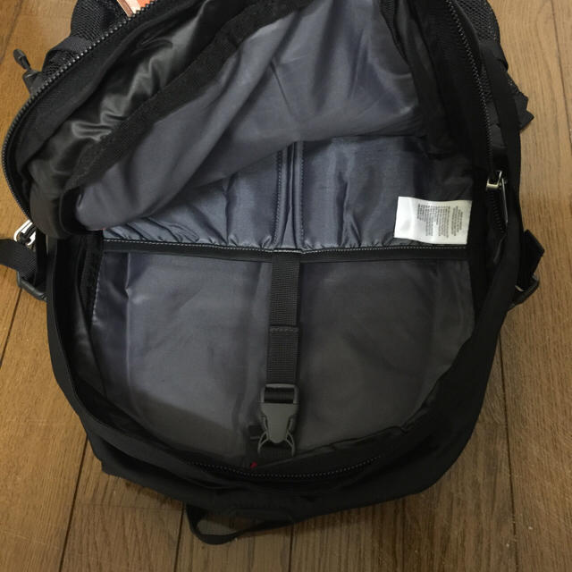 THE NORTH FACE(ザノースフェイス)のザノースフェイス新品未使用 Hotshot レディースのバッグ(リュック/バックパック)の商品写真