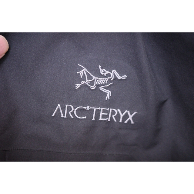 ARC'TERYX(アークテリクス)のARC'TERYX アークテリクス Beta Jacket  黒　XS メンズのジャケット/アウター(ナイロンジャケット)の商品写真