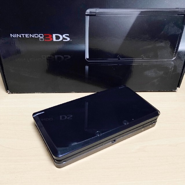 ニンテンドー3DS コスモブラック+ソフト