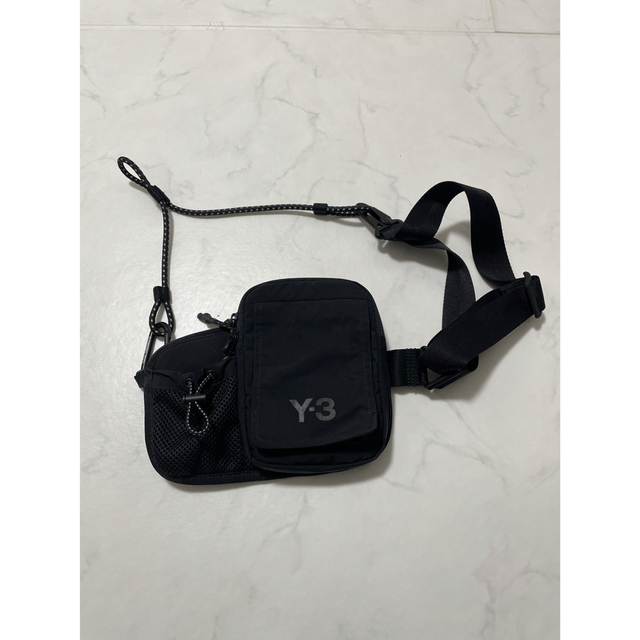 Y-3(ワイスリー)の【美品】Y-3 ボディバッグ CH3 BUMBAG メンズのバッグ(ボディーバッグ)の商品写真