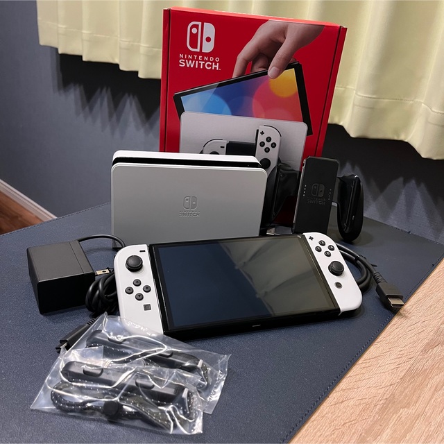 Nintendo Switch 有機ELモデル Joy-Con(L)/(R) ホ