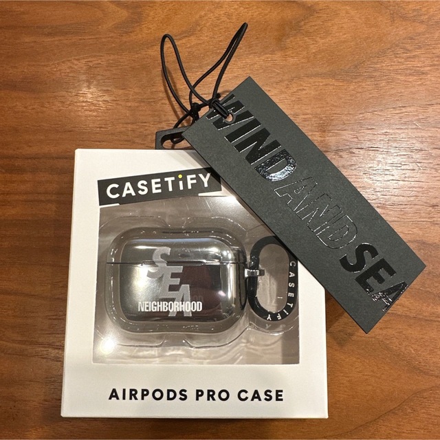 NEIGHBORHOOD(ネイバーフッド)のCasetify X WDS X NBHD AirPods Pro Case スマホ/家電/カメラのオーディオ機器(ヘッドフォン/イヤフォン)の商品写真