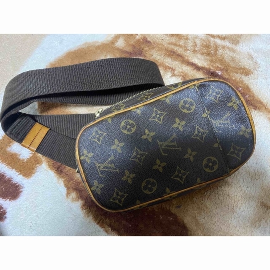 LOUIS VUITTON(ルイヴィトン)のルイ ヴィトン ポシェット ガンジュ ボディバッグ レディースのバッグ(ショルダーバッグ)の商品写真