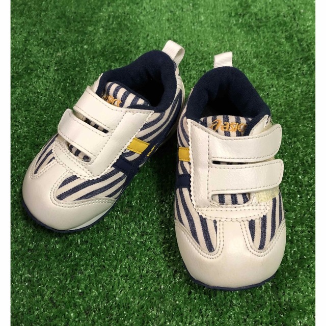 asics(アシックス)のアシックスファーストシューズ キッズ/ベビー/マタニティのベビー靴/シューズ(~14cm)(その他)の商品写真