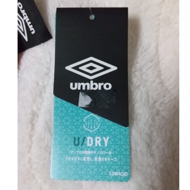 UMBRO(アンブロ)のカメちゃん様専用 UMBROTシャツ  ほか 2枚セット レディースのトップス(カットソー(半袖/袖なし))の商品写真