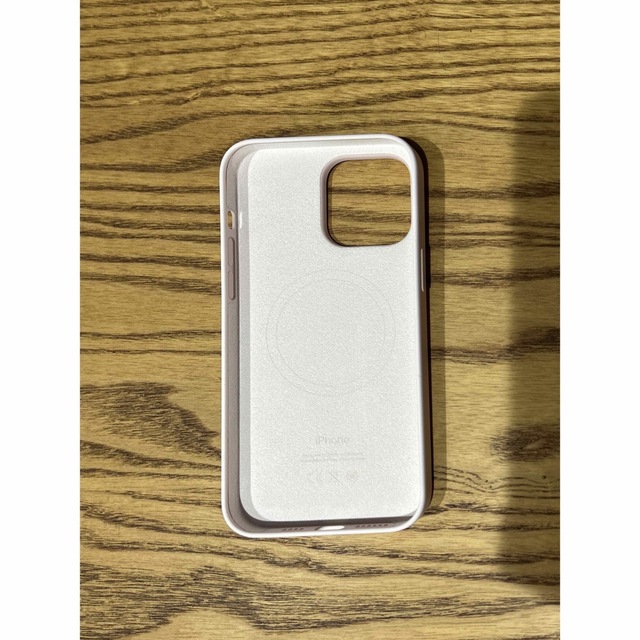 Apple(アップル)の【美品】iPhone14ProMax シリコーンケース/チョークピンク スマホ/家電/カメラのスマホアクセサリー(モバイルケース/カバー)の商品写真