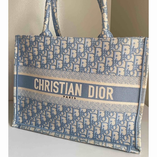 クリスチャンディオールDior  ブックトート　ミディアムバッグ