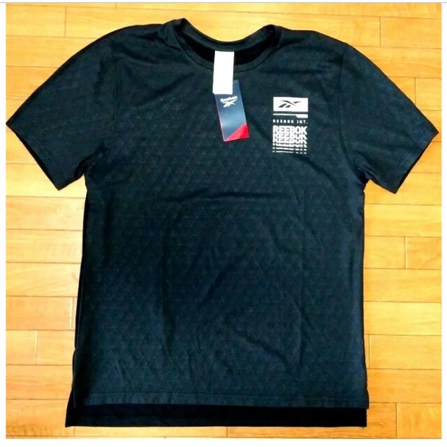 Reebok(リーボック)のReebok メンズ Tシャツ カットソー 速乾 XLサイズ 新品 メンズのトップス(Tシャツ/カットソー(半袖/袖なし))の商品写真