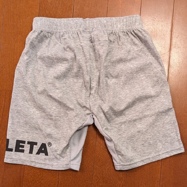 ATHLETA(アスレタ)のATHLETA　ハーフパンツ　Sサイズ スポーツ/アウトドアのトレーニング/エクササイズ(トレーニング用品)の商品写真