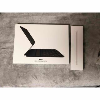 アップル(Apple)のsmart keyboard folio、Apple Pencil(iPadケース)