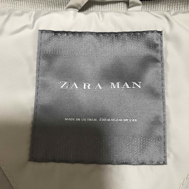 ZARA(ザラ)のかなちゃん様専用　ザラ　メンズ　アウター　ダウンベスト メンズのジャケット/アウター(ダウンベスト)の商品写真