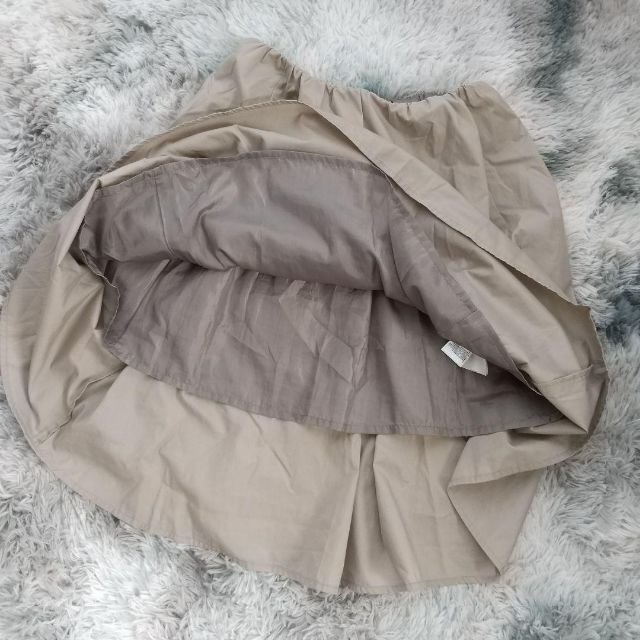 イーハイフンワールドギャラリー　膝丈　フレアスカート　フリーサイズ レディースのスカート(ひざ丈スカート)の商品写真