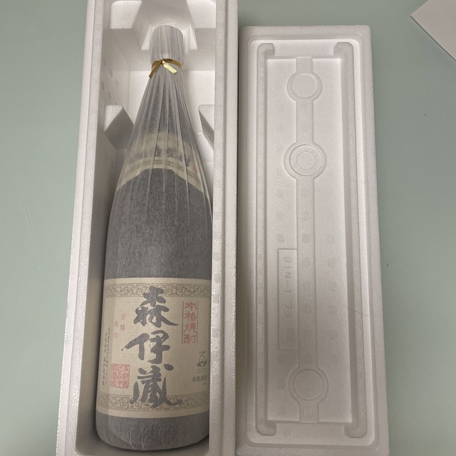 焼酎森伊蔵【芋焼酎】1800ml  送料込み