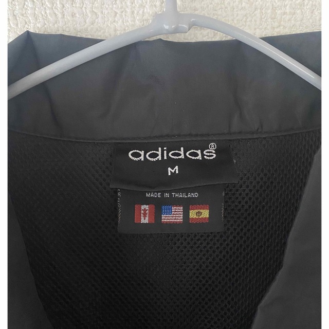 adidas(アディダス)のadidas 90s ナイロンジャケット ビッグロゴ刺繍 バックロゴ刺繍 黒タグ メンズのジャケット/アウター(ナイロンジャケット)の商品写真