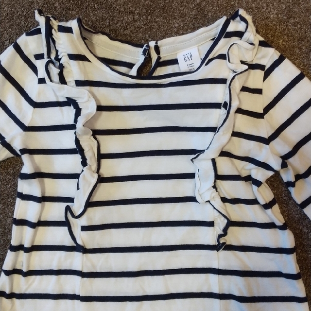 ZARA(ザラ)の長袖 ロンT(４枚セット) キッズ/ベビー/マタニティのキッズ服女の子用(90cm~)(Tシャツ/カットソー)の商品写真