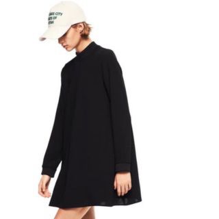 ザラ(ZARA)の【お値下げ】ZARA ミニ丈 Aライン ワンピース 黒(ミニワンピース)