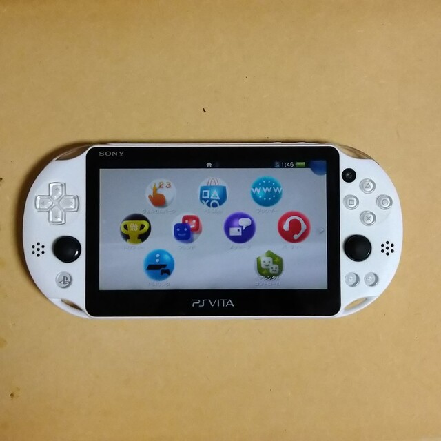 PSvita 2000モデル携帯用ゲーム機本体