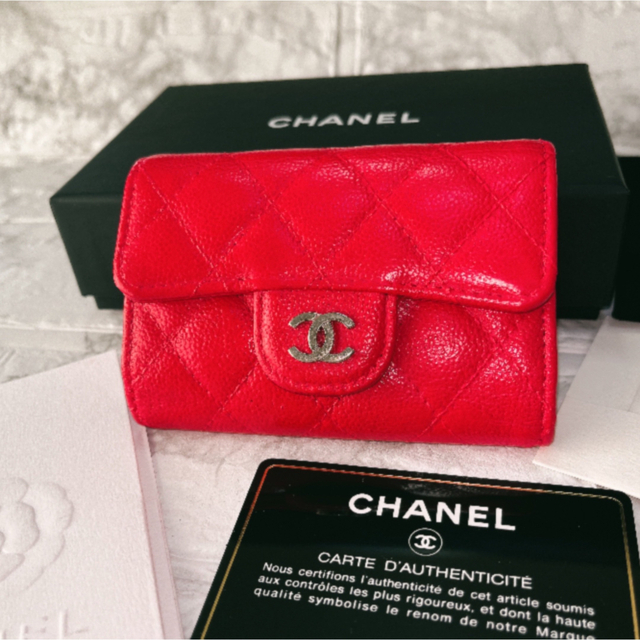 CHANEL(シャネル)のCHANEL マトラッセ　キャビアスキン　レッド　キーリング付きキーケース レディースのファッション小物(キーケース)の商品写真