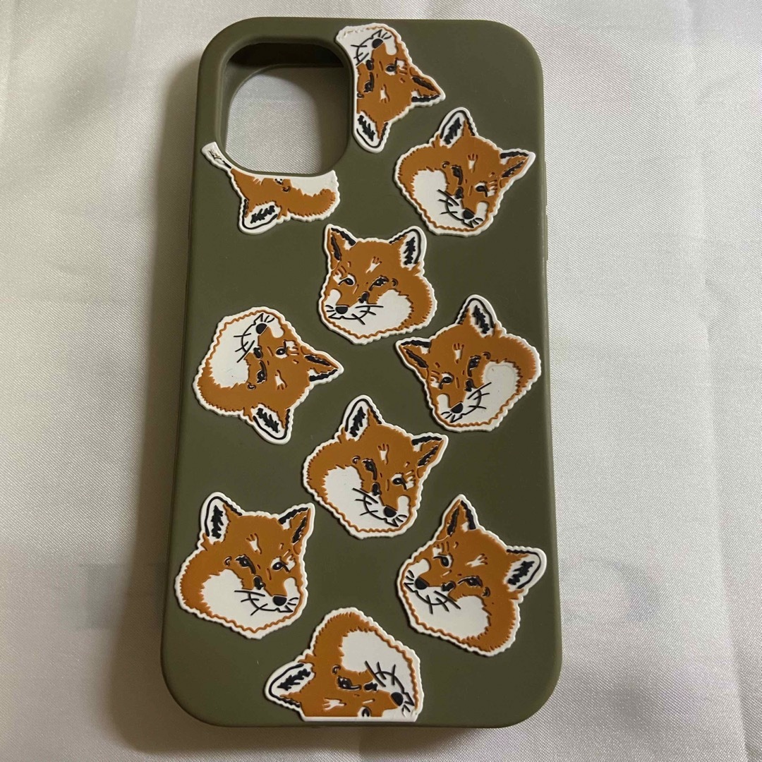 MAISON KITSUNE'(メゾンキツネ)のメゾン　キツネ　iPhone11ケース　美品 スマホ/家電/カメラのスマホアクセサリー(iPhoneケース)の商品写真