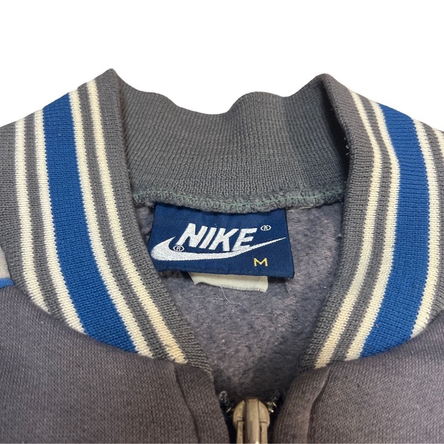 NIKE(ナイキ)の70〜80s NIKE★ナイキ 紺タグ ジップスウェット 刺繍 ロゴ刻印 M メンズのトップス(ジャージ)の商品写真