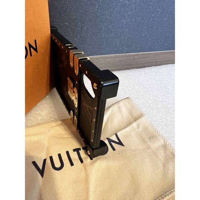 LOUIS VUITTON(ルイヴィトン)の★極美品★ ルイ ヴィトン アイトランク iPhone X XS モノグラム スマホ/家電/カメラのスマホアクセサリー(iPhoneケース)の商品写真