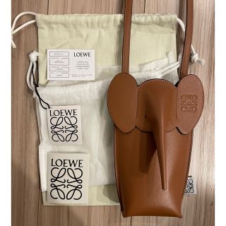 ロエベ(LOEWE)のロエベ  LOEWE エレファントポシェット ショルダーバッグ(ショルダーバッグ)