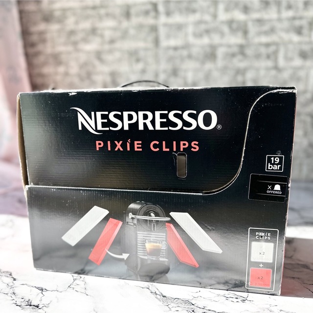 Nespresso コーヒーメーカー Pixie Clips D60
