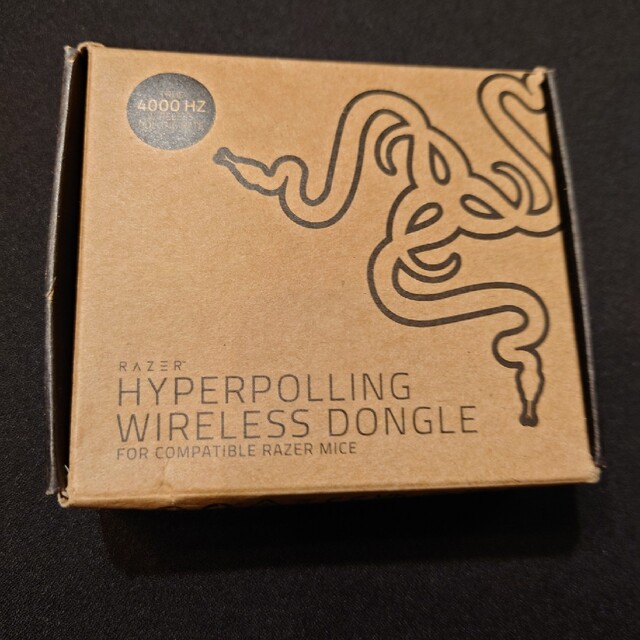 Razer(レイザー)の【未使用】RAZER HYPERPOLLING WIRELESS DONGLE スマホ/家電/カメラのPC/タブレット(PC周辺機器)の商品写真