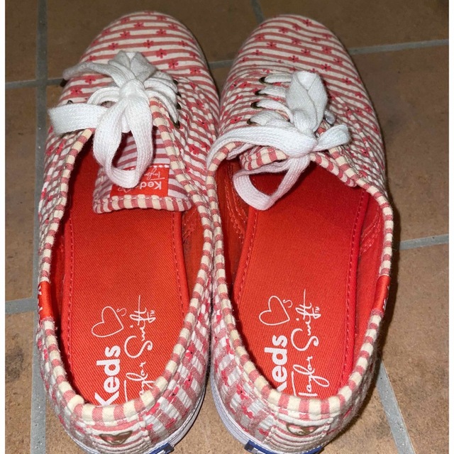 Keds(ケッズ)のKeds Taylor Swiftコラボ 値下げ！！ レディースの靴/シューズ(スニーカー)の商品写真