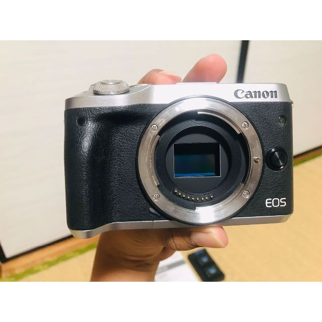 激安取扱店 CANON EOS M6 ダブルズームキット シルバー ミラーレス一眼