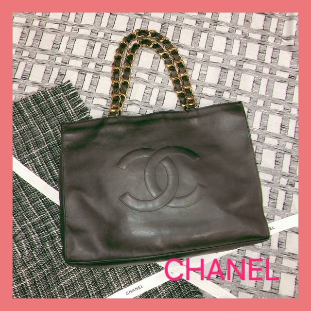 CHANEL(シャネル)のCHANEL デカココマーク　チェーン　ビックトートバッグ　ブラック レディースのバッグ(トートバッグ)の商品写真