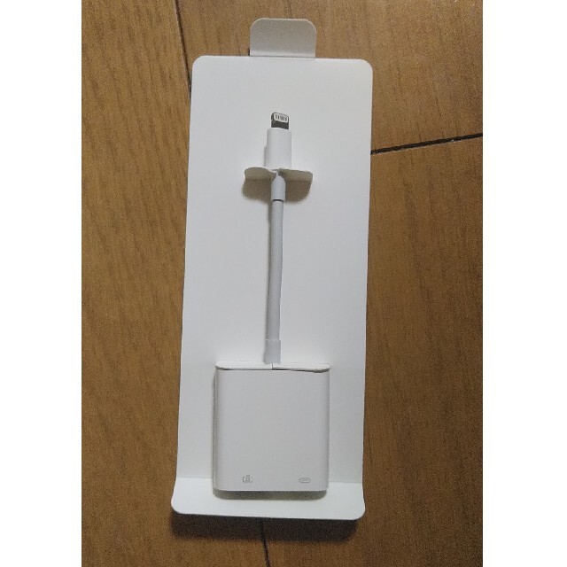 Apple(アップル)のApple Japan(同) Lightning-USB 3カメラアダプタ スマホ/家電/カメラのスマホアクセサリー(その他)の商品写真