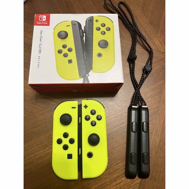 Nintendo Switch(ニンテンドースイッチ)のcoco様専用Nintendo Switch 有機ELモデル ＋Joy-Con等 エンタメ/ホビーのゲームソフト/ゲーム機本体(家庭用ゲーム機本体)の商品写真