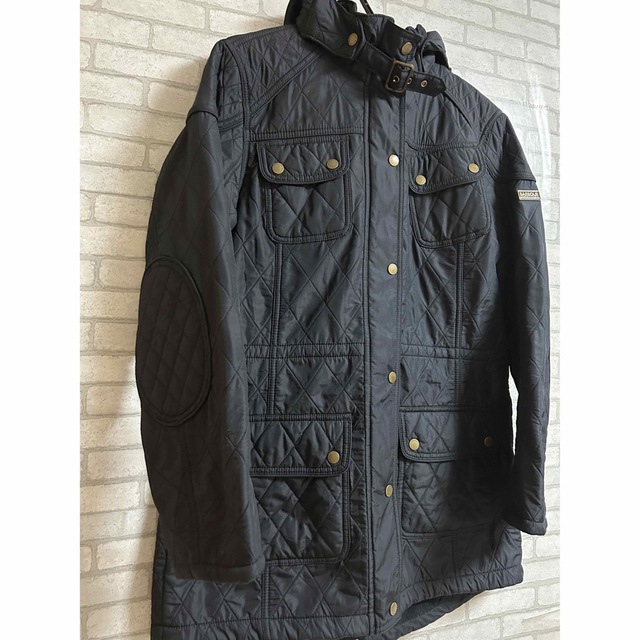 アイボリー×レッド 古着 バブアー Barbour キルティングジャケット