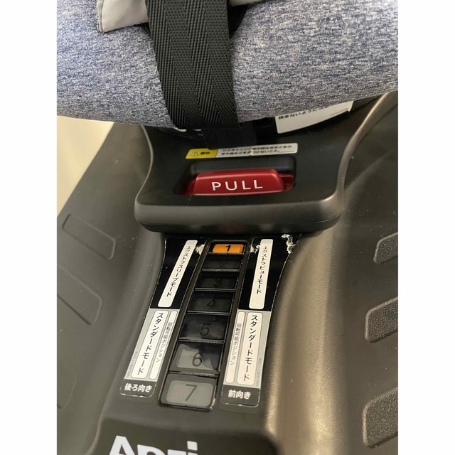 ベビーチャイルドシート クルリラ アップリカ ISOFIX シートベルト対応 自動車用チャイルドシート本体