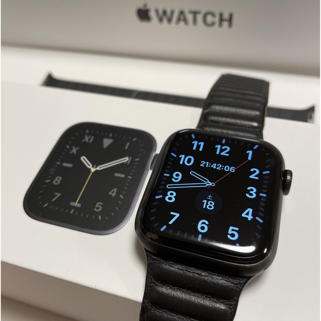 Apple Watch(アップルウォッチ)のミーキ様専用！【本日限定値下げ】AppleWatch 6 44mm チタニウム スマホ/家電/カメラのスマートフォン/携帯電話(その他)の商品写真