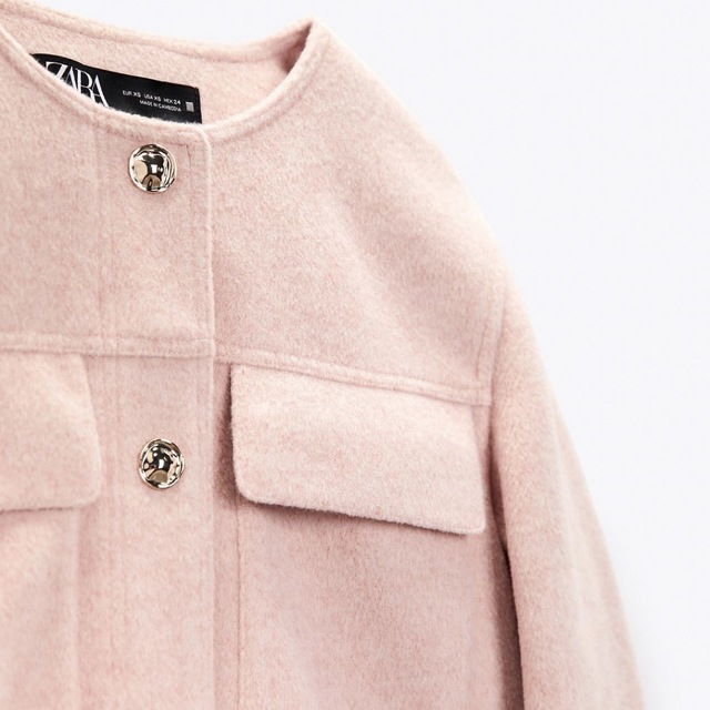 ZARA - 【完売品】ZARA ゴールドボタン クロップド ジャケット ZARA - 【完売品】ZARA ゴールドボタン クロップド ジャケット