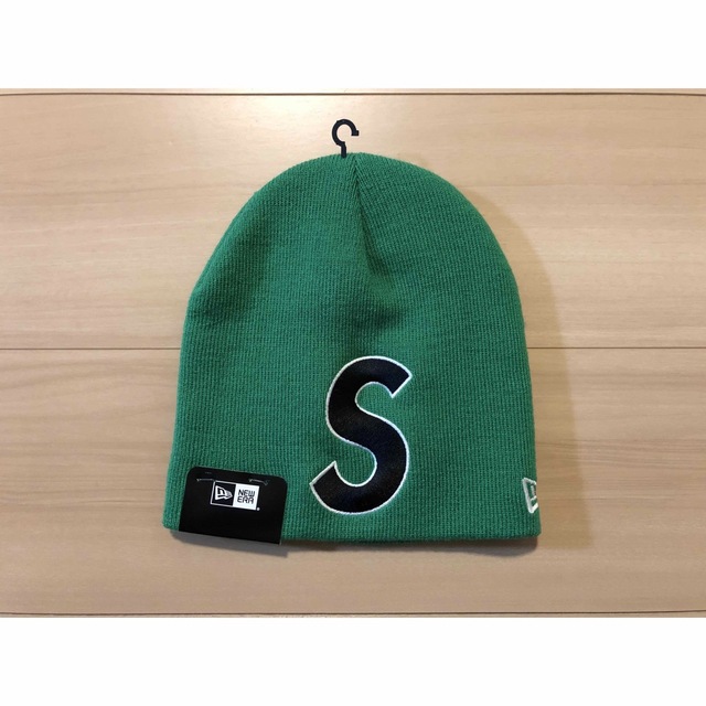 シュプリーム　New Era S Logo Beanie　グリーン