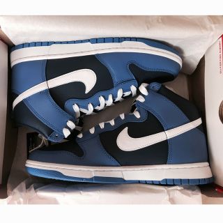 DUNK HI RETRO MEDIUM BLUE/WHITE-NAVY 27