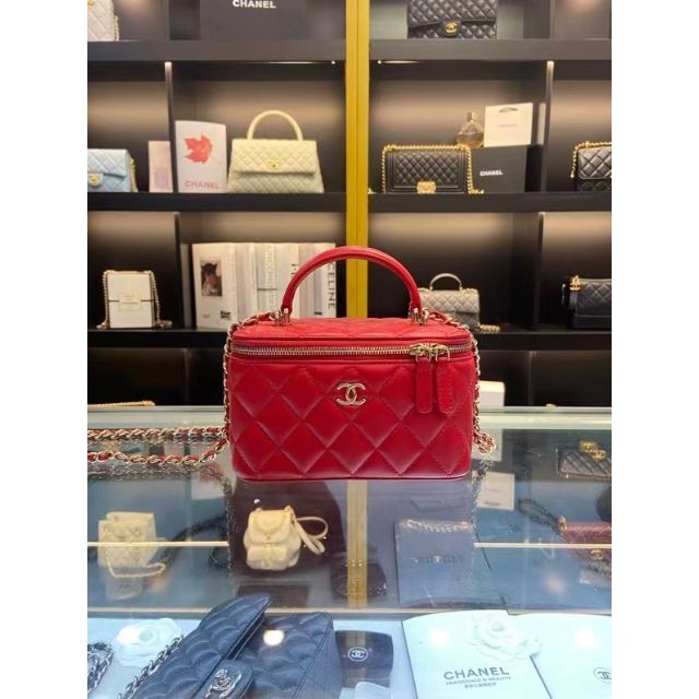 大量入荷 CHANEL - 美品CHANELシャネルクラシックヴァニティショルダー