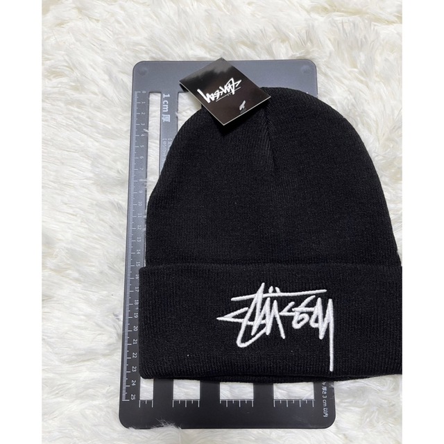 stussy ステューシー ビーニー ニット帽 黒 白 ストリート ブラックの