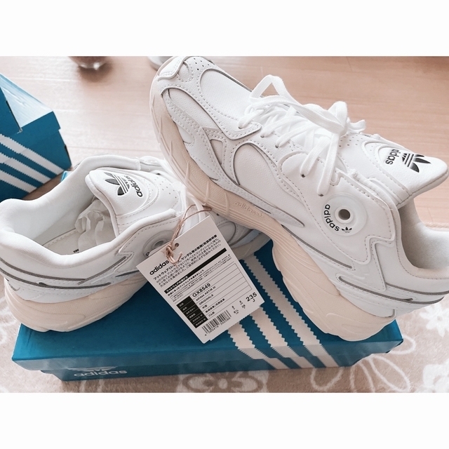 アディダス　アスター　adidas Astir 厚底スニーカー　23.5cm